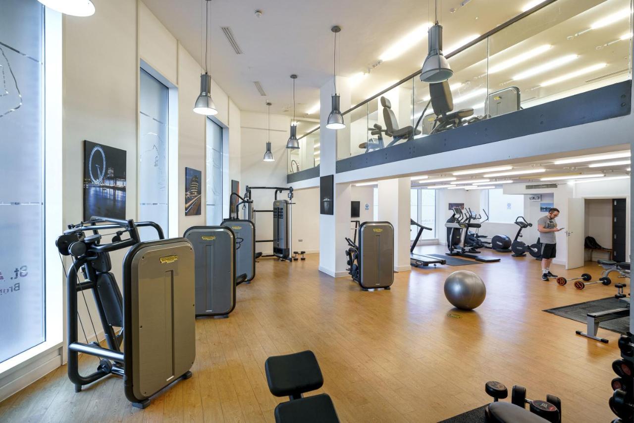 Stylish Fully-equipped One Bedroom With Extra Sofa Bed, Free Secure Parking, Onsite Gym, 24hr Security & Concierge * Londra